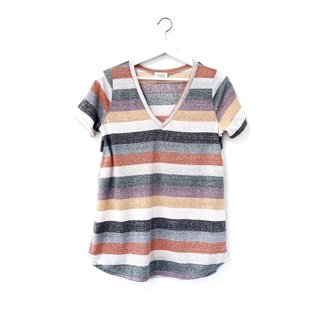 ‘Live in Color’ V-Neck Summer Tee - Picture 3 of 8